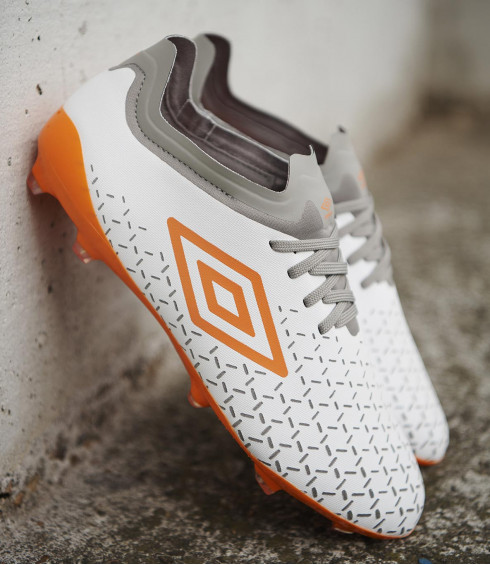 CHAUSSURE DE FOOT VELOCITA