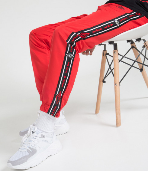 PANTALON AVEC BANDE TISSEE AUTHENTIC ROUGE PANTALON AVEC BANDE TISSEE AUTHENTIC ROUGE
